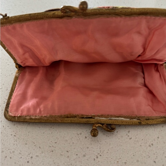 Vintage Floral Needlepoint Kiss-Lock Handbag | Pastoral Scene Brass Frame - Picture 7 of 10